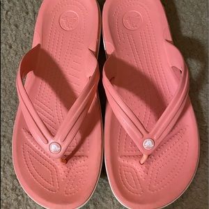 Crocs women’s flip flops